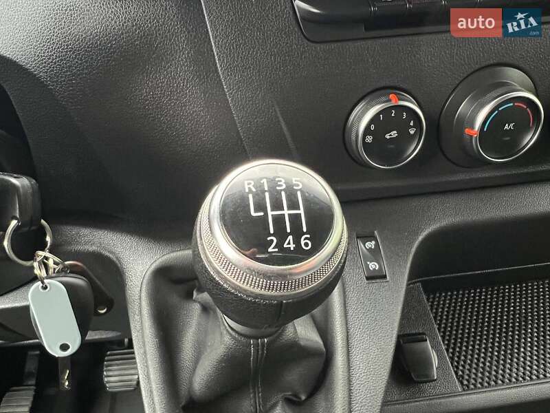 Тентованый Renault Master 2022 в Киеве