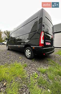 Грузовой фургон Renault Master 2023 в 