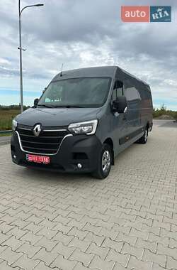 Грузовой фургон Renault Master 2023 в 