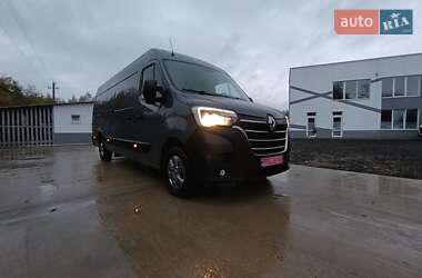 Грузовой фургон Renault Master 2023 в 