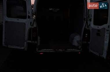 Грузовой фургон Renault Master 2008 в 