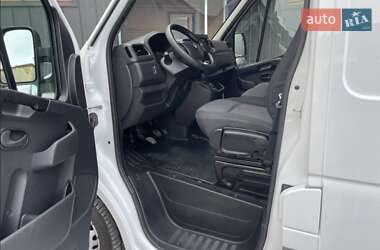 Грузовой фургон Renault Master 2020 в 