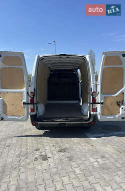 Грузовой фургон Renault Master 2020 в 