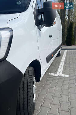 Грузовой фургон Renault Master 2020 в 