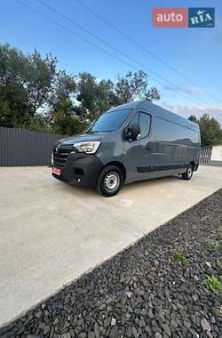 Грузовой фургон Renault Master 2022 в 