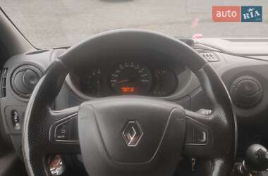 Грузовой фургон Renault Master 2011 в 