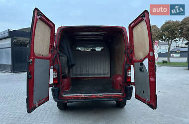 Грузовой фургон Renault Master 2006 в 