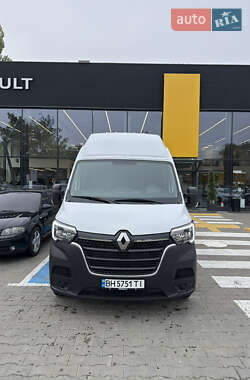 Грузовой фургон Renault Master 2023 в 