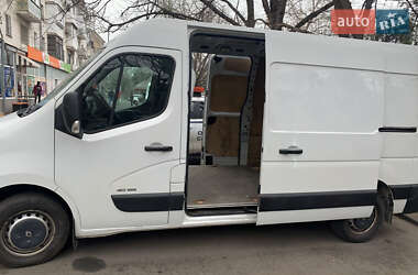 Грузовой фургон Renault Master 2012 в 