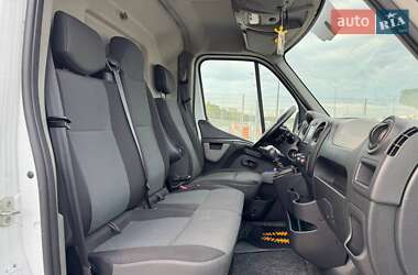 Грузовой фургон Renault Master 2017 в 