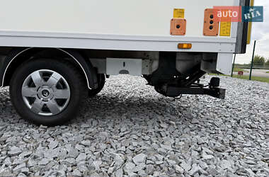 Грузовой фургон Renault Master 2017 в 
