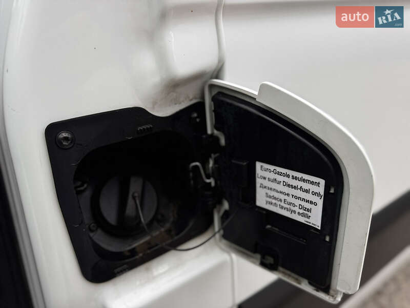 Грузовой фургон Renault Master 2017 в Житомире фото 22 Грузовой фургон Renault Master 2017 в Житомире