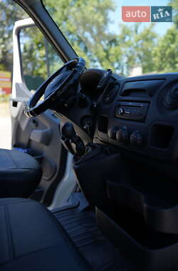 Микроавтобус грузовой (до 3,5т) Renault Master 2014 в 