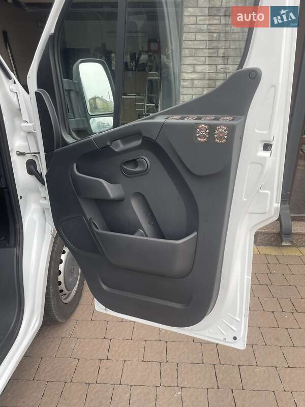 Тентованый Renault Master 2022 в Ковеле