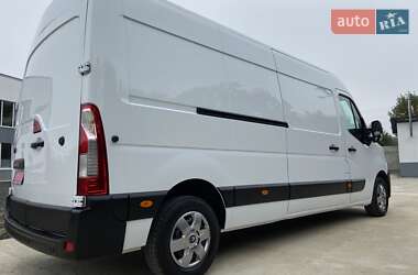 Грузовой фургон Renault Master 2022 в 