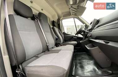 Грузовой фургон Renault Master 2022 в 