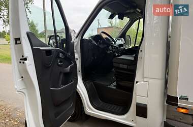 Грузовой фургон Renault Master 2019 в 