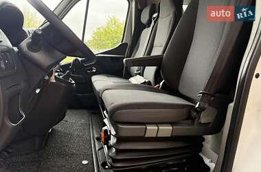Грузовой фургон Renault Master 2019 в 