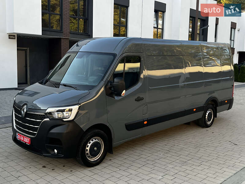 Грузовой фургон Renault Master 2022 в 