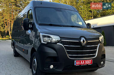 Грузовой фургон Renault Master 2022 в 