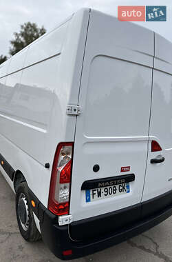 Грузовой фургон Renault Master 2021 в 