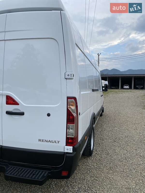 Грузовой фургон Renault Master 2019 в Хусте