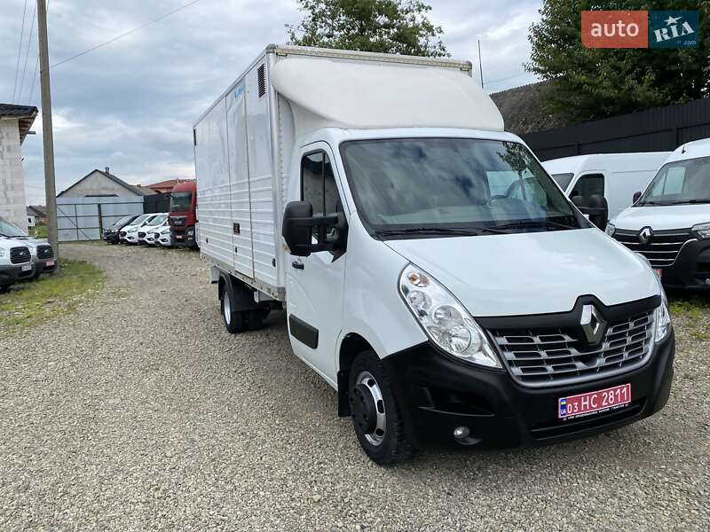 Грузовой фургон Renault Master 2018 в Хусте