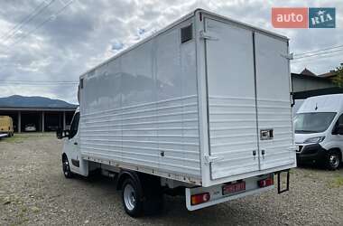 Грузовой фургон Renault Master 2018 в 