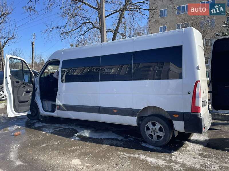Микроавтобус Renault Master 2018 в 