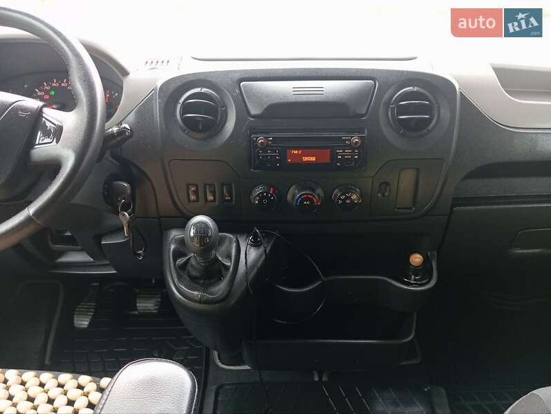 Тентованый Renault Master 2016 в Почаеве