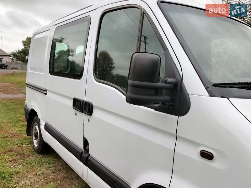 Грузовой фургон Renault Master 1998 в Куликовке