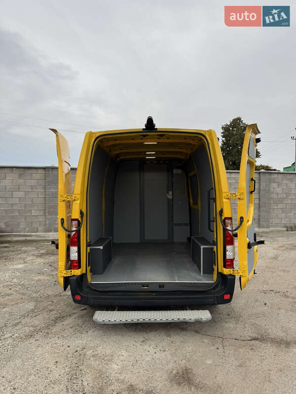 Микроавтобус грузовой (до 3,5т) Renault Master 2020 в Сарнах