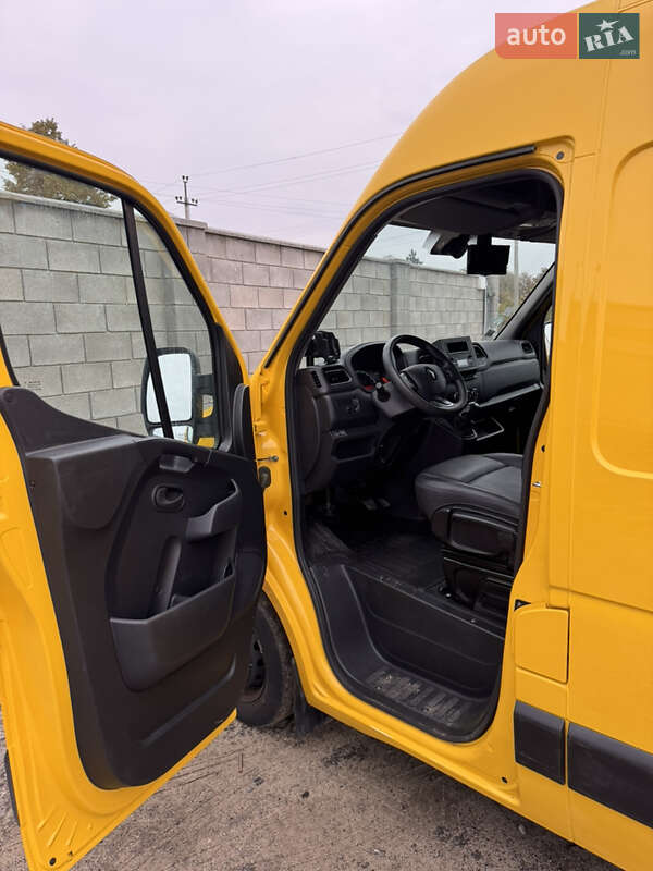 Микроавтобус грузовой (до 3,5т) Renault Master 2020 в Сарнах