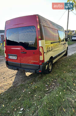 Грузовой фургон Renault Master 2012 в 