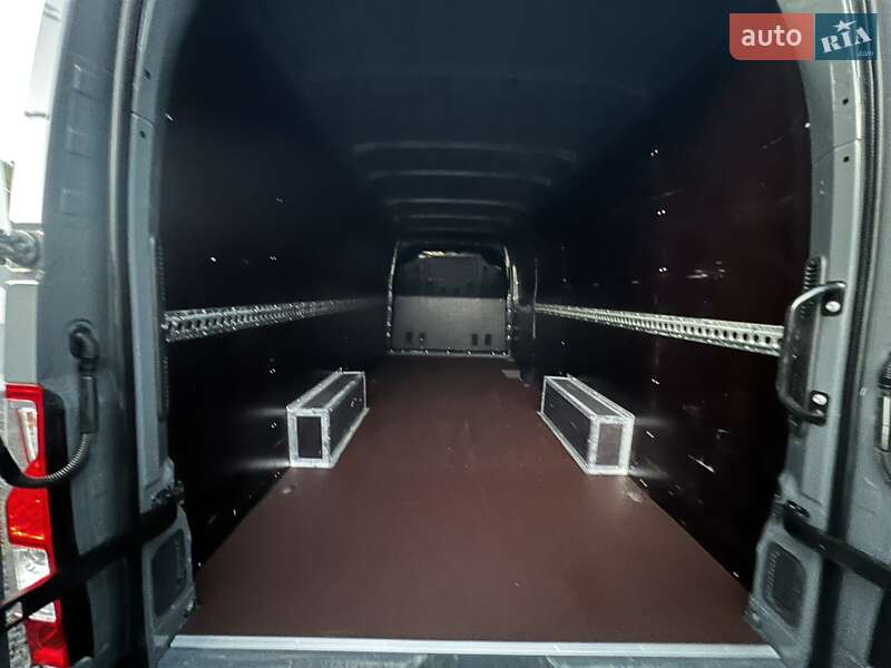 Грузовой фургон Renault Master 2023 в Киеве