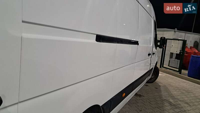 Вантажний фургон Renault Master 2013 в Ковелі