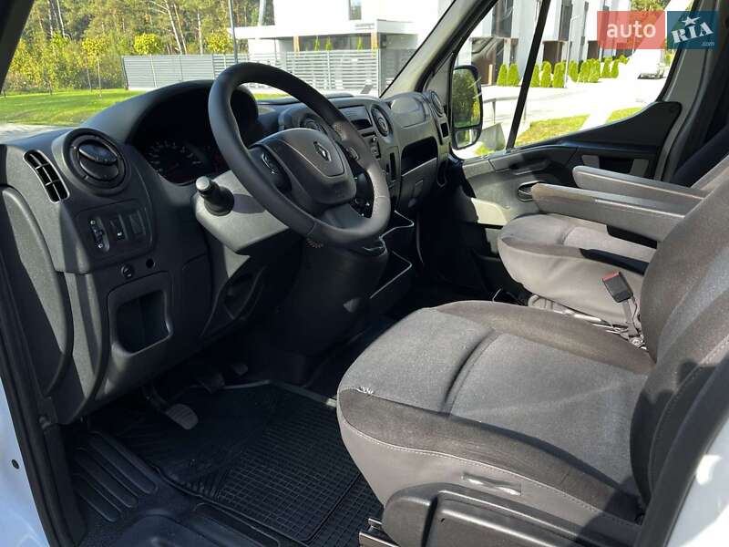 Грузовой фургон Renault Master 2017 в Ковеле