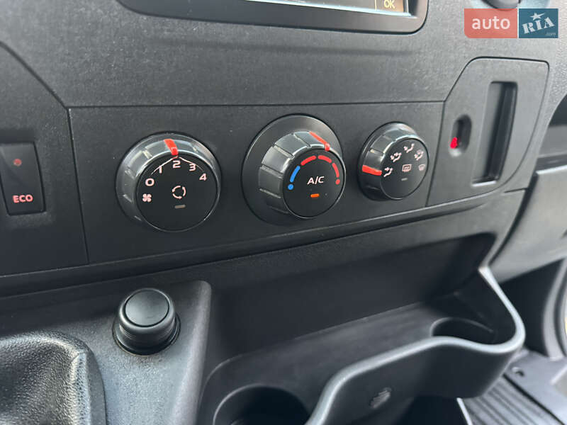 Борт Renault Master 2018 в Рівному