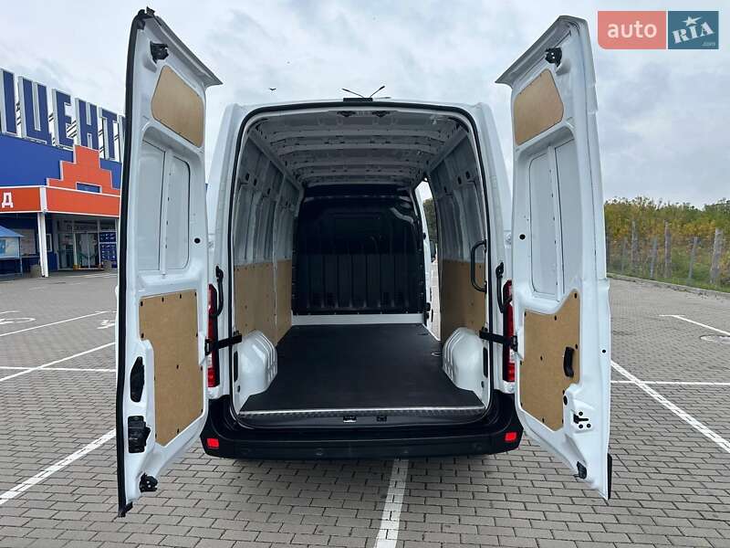 Грузовой фургон Renault Master 2020 в Дубно