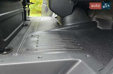 Грузовой фургон Renault Master 2018 в 