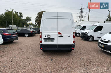 Грузовой фургон Renault Master 2021 в 