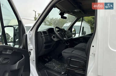 Грузовой фургон Renault Master 2021 в 