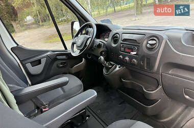 Грузовой фургон Renault Master 2017 в 