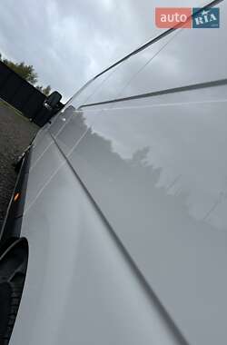 Грузовой фургон Renault Master 2022 в 