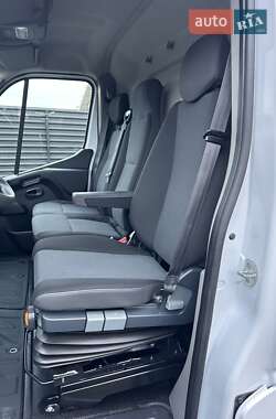 Грузовой фургон Renault Master 2022 в 