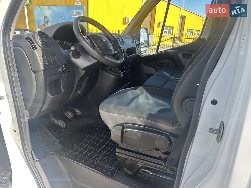 Грузовой фургон Renault Master 2016 в Хмельницком
