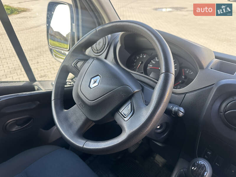Грузовой фургон Renault Master 2016 в Хмельницком