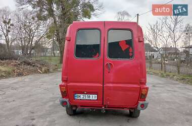 Грузовой фургон Renault Master 1995 в 