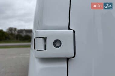 Грузовой фургон Renault Master 2022 в 