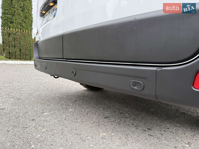 Грузовой фургон Renault Master 2022 в Дубно
